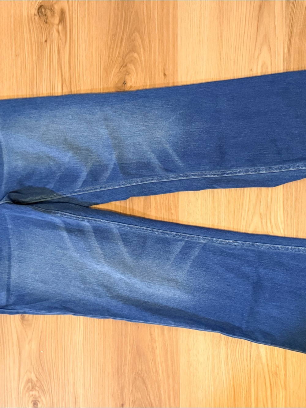 HALARA Women's Skinny Jeans in Faded Blue Wash